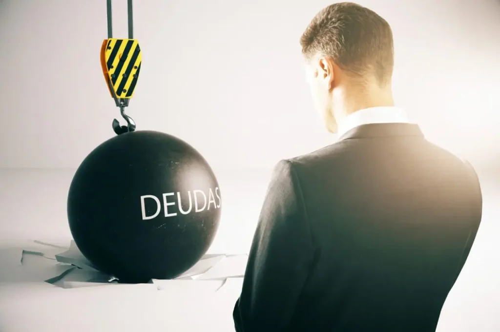 Estrategias para reducir deudas y mejorar tu salud financiera